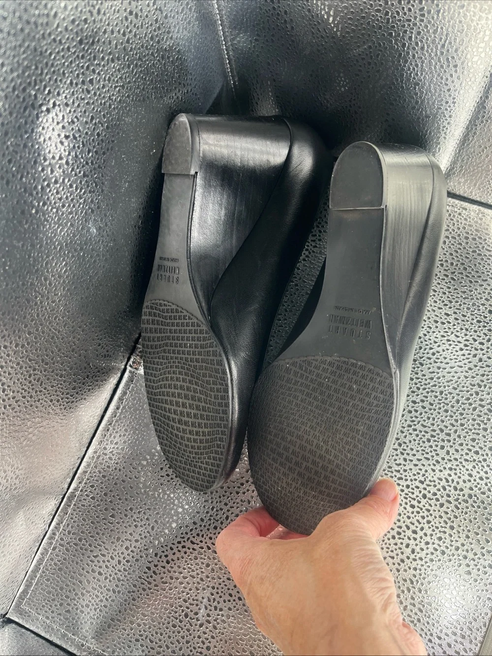 Stuart Weitzman Black Leather Round-Toe Pumps